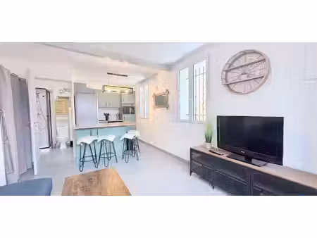 appartement centre ville - le beausset (83)