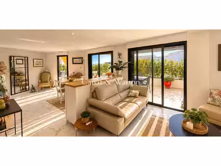 appartement avec terrasse et piscine saint-raphael (83)