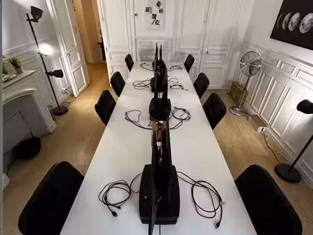 location bureaux paris 75010 163m²