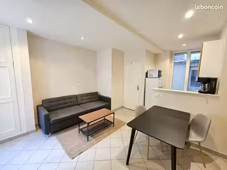 studio 1 pièce 23 m²
