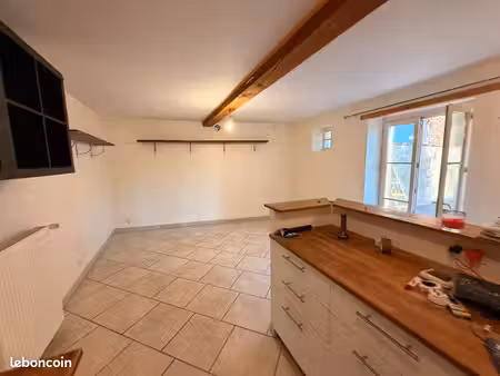 maison de ville 101 m² – 3 chambres – jardin privatif clos – centre-ville
