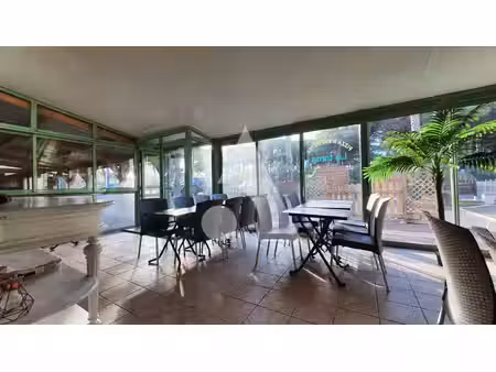 à vendre - locaux d'activité de 150 m² à agde + appartement t4