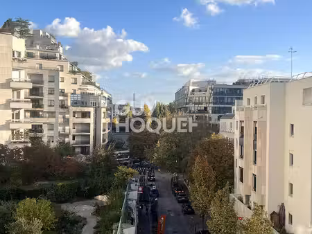 appartement courbevoie 3 pièce(s) 77.07 m2