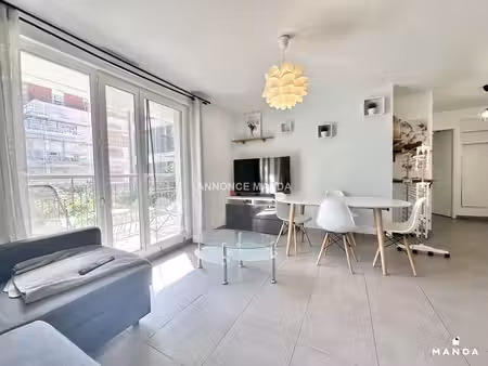 t3 meublé avec balcon et parking - 88  avenue de paris  92320  châtillon  france