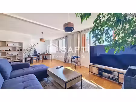 centre-ville : 71m² dernier étage sud  rer à 5min