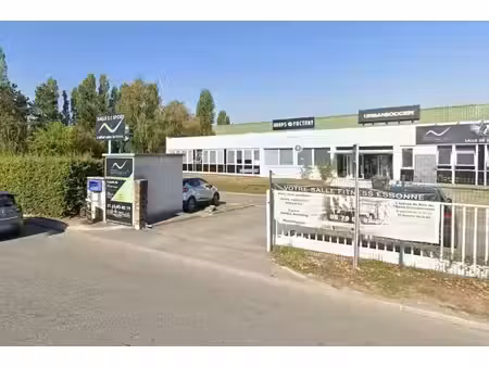 location local d’activités 445m²