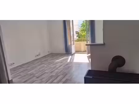 location appartement 2 pièces 55 m² à grenoble (38000)  600 €