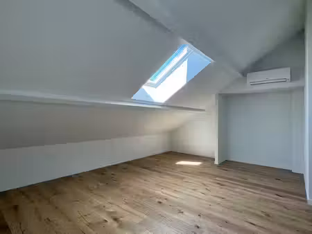 vente appartement 4 pièces 103m2 pau 64000 - 365000 € - surface privée