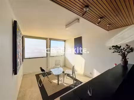 location bureau annecy 73 m²