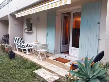 vente appartement 2 pièces 24m2 hyères 83400 - 115000 € - surface privée