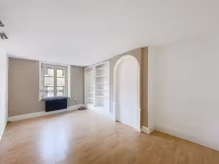 rue montesquieu - (disponibilite immediate)