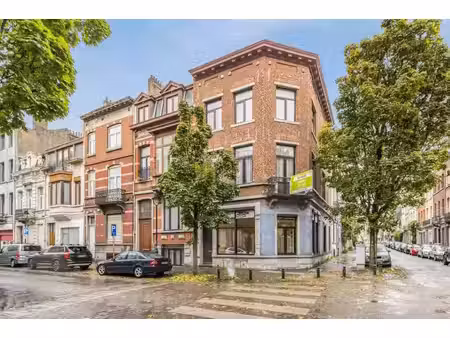 immeuble de rapport à vendre à de merodestraat 134 saint-gilles (rbx26015)
