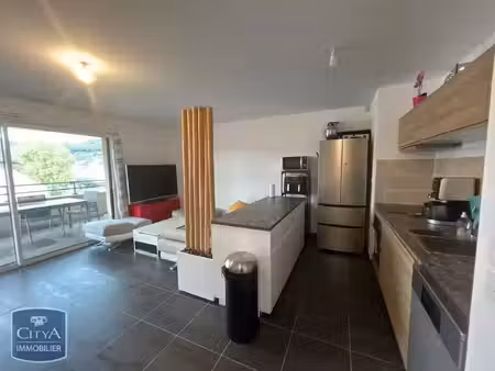 appartement à louer 2 pièces 54.17 m² - auriol (13) - 796€