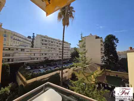 nouveauté 2/3 pièces menton