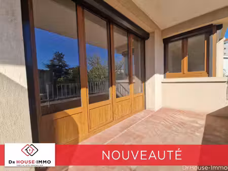 appartement traversant de 76 m² avec balcons  cave et parking à romans-sur-isère