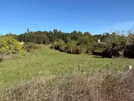 vente terrain 700 m² à cornille (24750)  26 000 €