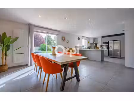 maison lens 135.75 m² t-5 à vendre  329 990 €