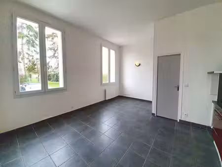 location appartement 2 pièces  34.60m²  sainte