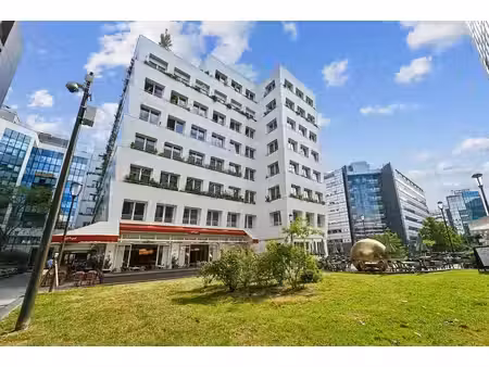 location bureaux 990m² à 4899m²