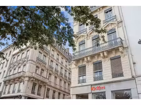 location bureaux 174m²