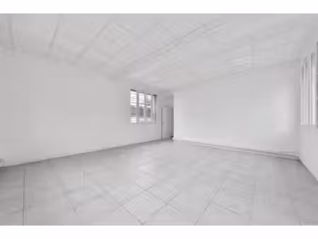 location bureaux saint-denis 93210 280m² à 281m²