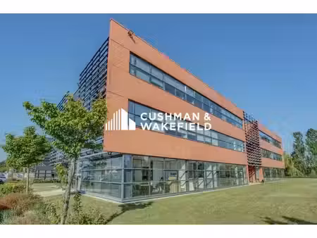 location bureaux 166m² à 6312m²