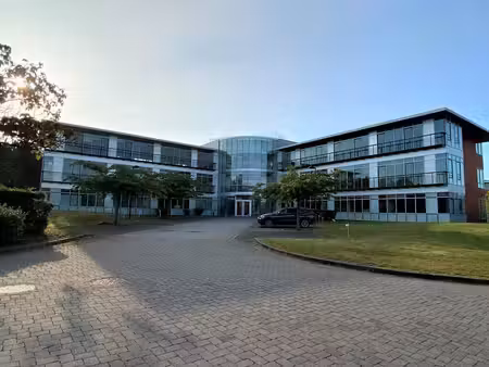 location bureaux 400m² à 6070m²