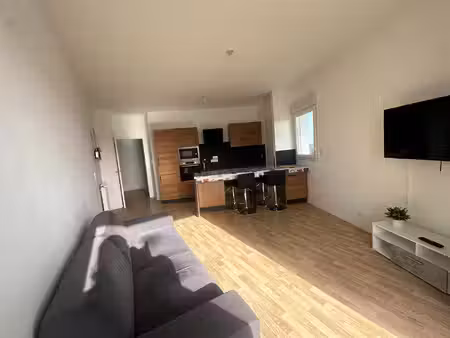 location appartement 3 pièces 64m²