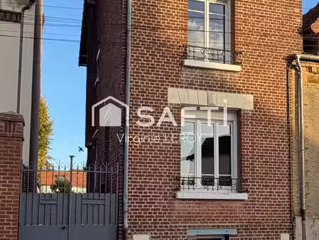 a proximité du centre-ville de compiègne
