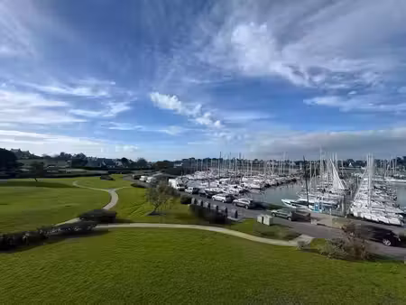 appartement en duplex avec vue sur l’entrée du port