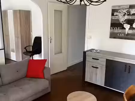 location meublée appartement 4 pièces 70 m² à toulouse (31000)  940 €
