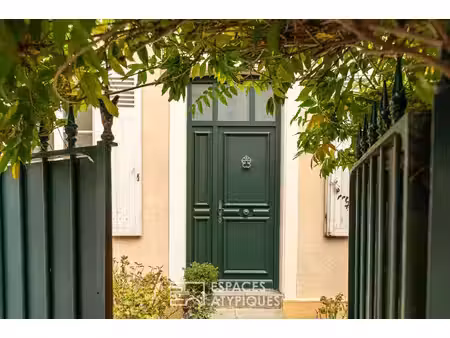 maison de caractère réinventée et son écrin végétal insoupçonné