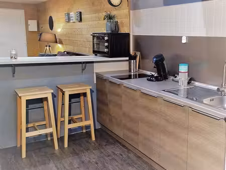 ref: touristique :immeuble 10 pièces 190 m2