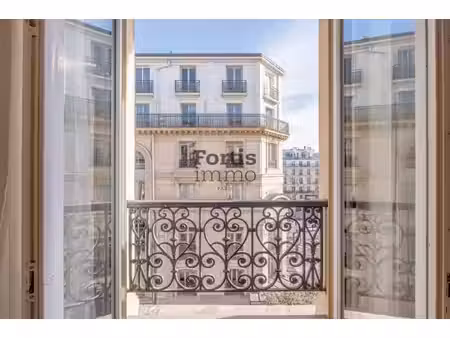 appartement paris 2e - 84m²