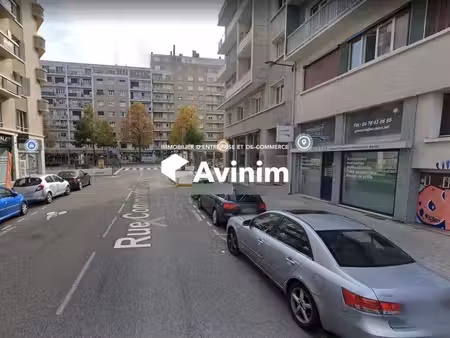 location commerce grenoble 38000 85m²