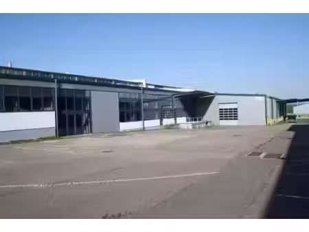 location entrepôt cosne cours sur loire 58200 4000m²