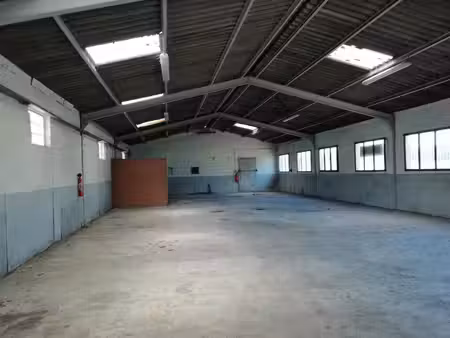 location local d’activités venizy 89210 240m²