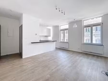 appartement 1 chambre entièrement rénové proche du sablon
