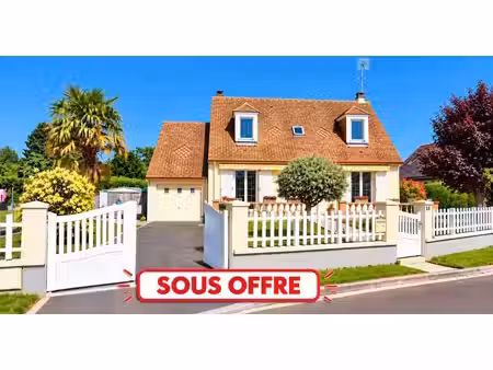 maison : 6 pièce(s) 100 m2 - terrain 610m² - garage