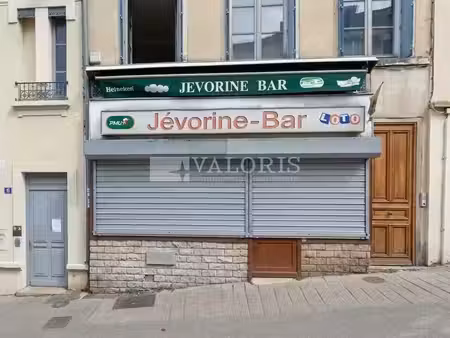 local commercial à louer