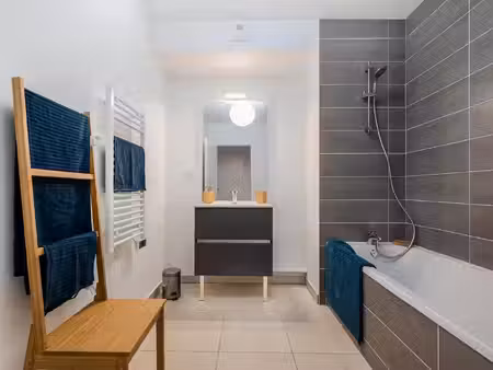 schluthfeld/ seconde ligne/200m² de jardin / suite parentale