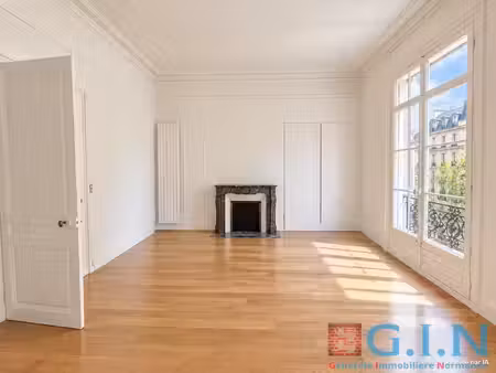 rouen / proximite place du vieux marche / appartement-bureau