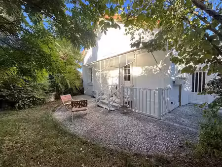 vente maison 5 pièces 105 m² à angouleme (16000)  318 000 €