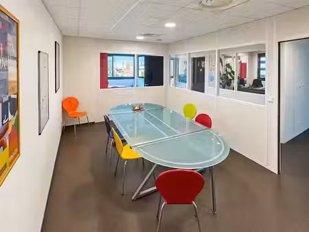 location locaux professionnels 4 pièces 72 m² à montpellier (34000)  1 635 €