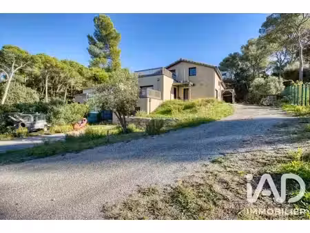 vente maison 5 pièces 169 m² à saint-raphael (83700)  1 080 000 €
