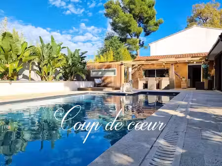 vente villa 7 pièces 230 m² à six-fours-les-plages (83140)  1 390 000 €