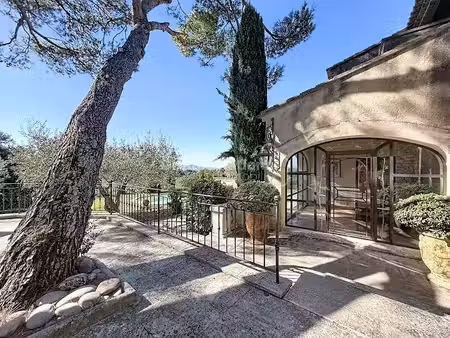 vente maison 10 pièces 384 m² à cheval-blanc (84460)  1 690 000 €