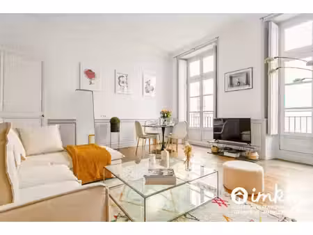 triangle d’or - appartement t2 de charme graslin