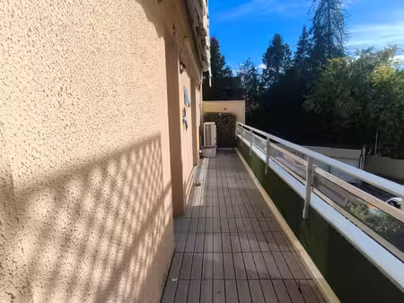 appartement t3 de 85 m2 avec balcons  ascenseur et parking