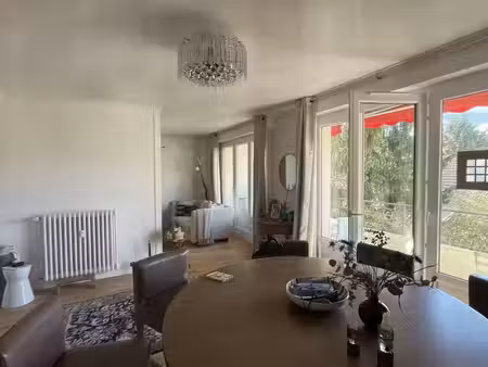 dijon quartier victor hugo t4 98 m2 avec balcon-terrasse 